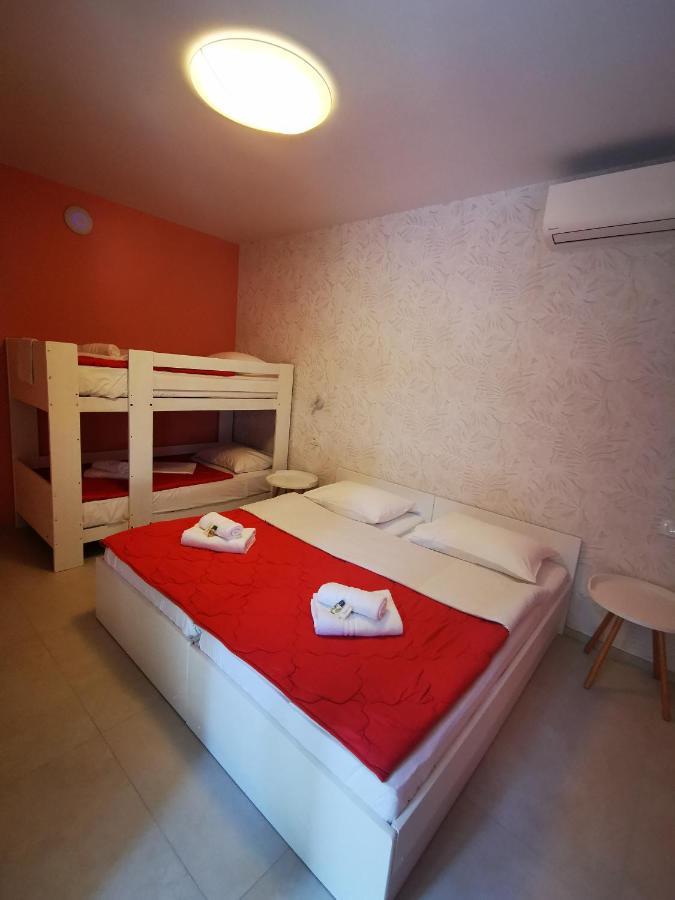 Vendégház Morski Gaj *